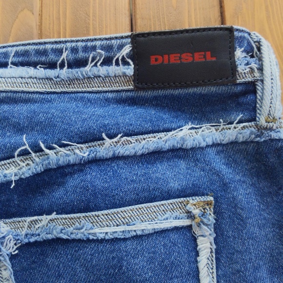 Diesel Skinny Cropped Raw Hem Jeans SZ 28 - Picture 15 of 16